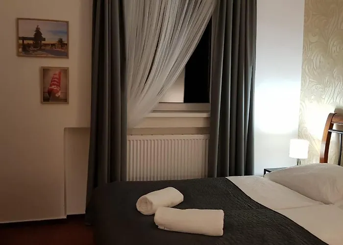 Hotel A Restaurace Pomezi